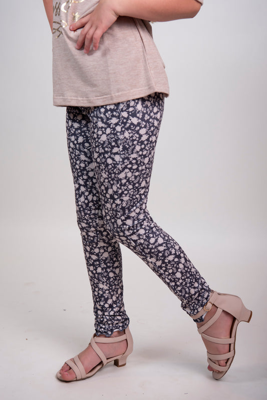 tween girl blue leggings with white flowers